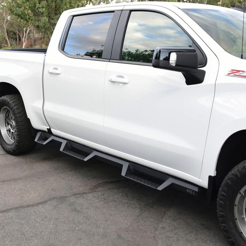 Westin 2019 Chevrolet Silverado/Sierra 1500 (5.5ft) Drop Wheel to Wheel Nerf Step Bars - Txt Black