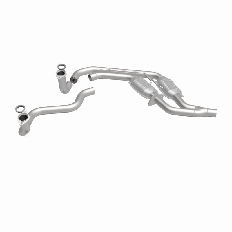 MagnaFlow Conv DF GM 89 92 (2.5in Tubing)