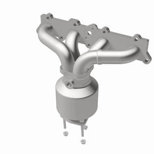 Load image into Gallery viewer, MagnaFlow Conv DF 99-02 Saturn SC/SL/SW Series 1.9L Manifold