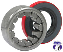 Load image into Gallery viewer, Yukon Gear R1559TV Axle Bearing and Seal Kit / Torringtonbrand / 2.530in OD / 1.620in ID