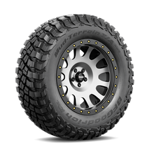 Load image into Gallery viewer, BFGoodrich Mud-Terrain T/A KM3 37X13.50R17LT 121Q TL