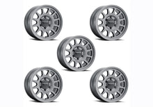 Load image into Gallery viewer, Ford Racing 21-23 Bronco (Excl Bronco Raptor) 17x8.5 Method Matte Gray Wheel Kit